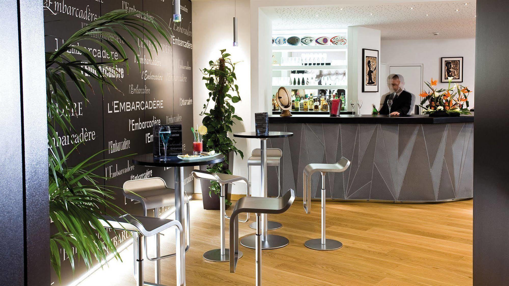 Hotel-Restaurant De L'Embarcadere 낭투아 외부 사진
